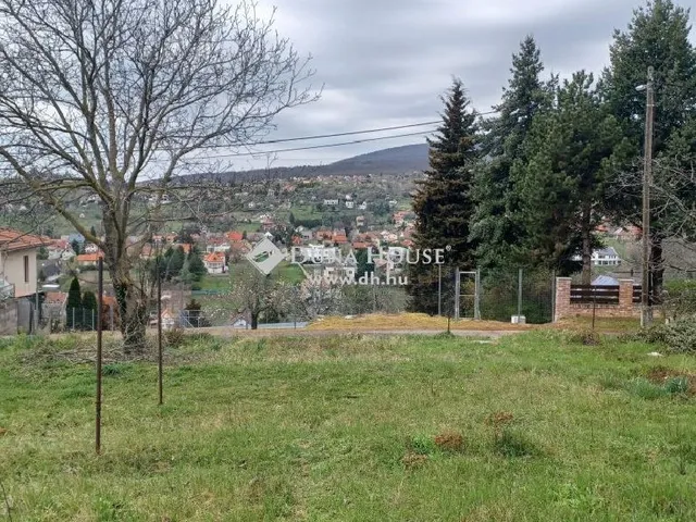 Eladó telek Pécs, Donátus 1108 nm