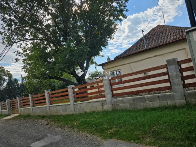 Eladó ház Pécs, Budai városrész 70 nm