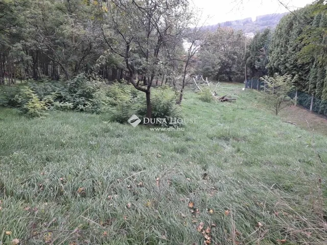Eladó telek Komló 2209 nm