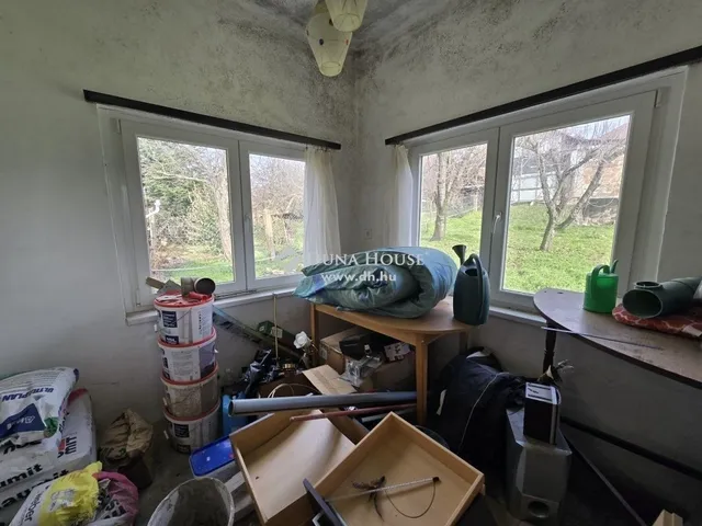 Eladó ház Komló 100 nm