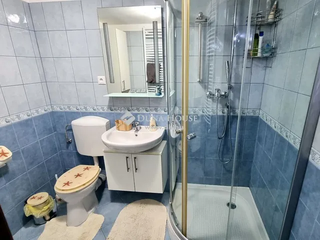 Eladó üdülő és hétvégi ház Komló 240 nm