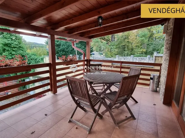 Eladó üdülő és hétvégi ház Komló 240 nm