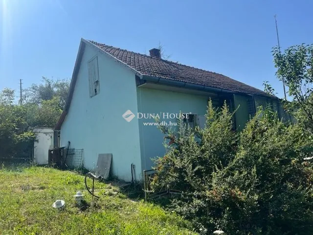Eladó üdülő és hétvégi ház Komló 60 nm
