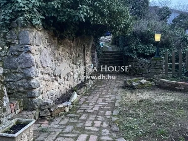 Eladó ház Pécs 120 nm