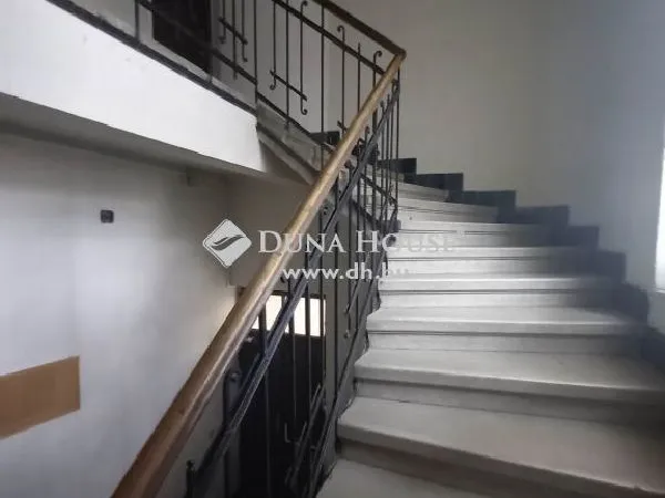 Eladó lakás Pécs 89 nm