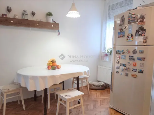 Eladó lakás Pécs 89 nm