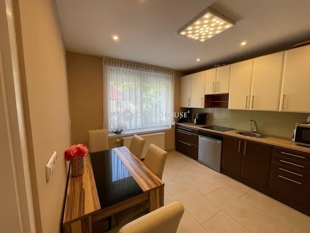 Eladó ház Pécs 140 nm