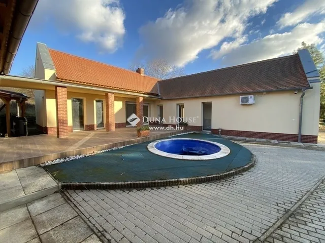 Eladó ház Nagykozár 150 nm