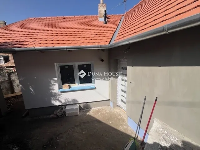 Eladó ház Pécs 82 nm