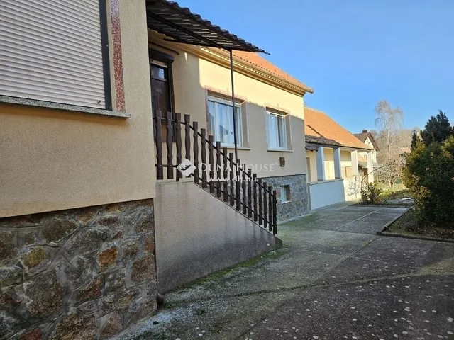 Eladó ház Palotabozsok 120 nm