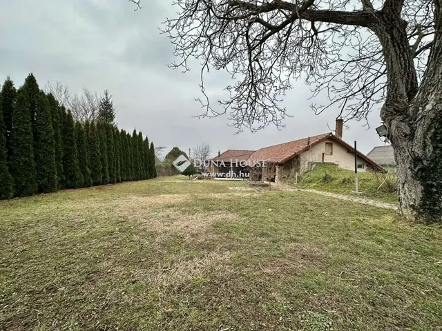 Eladó ház Kozármisleny 137 nm