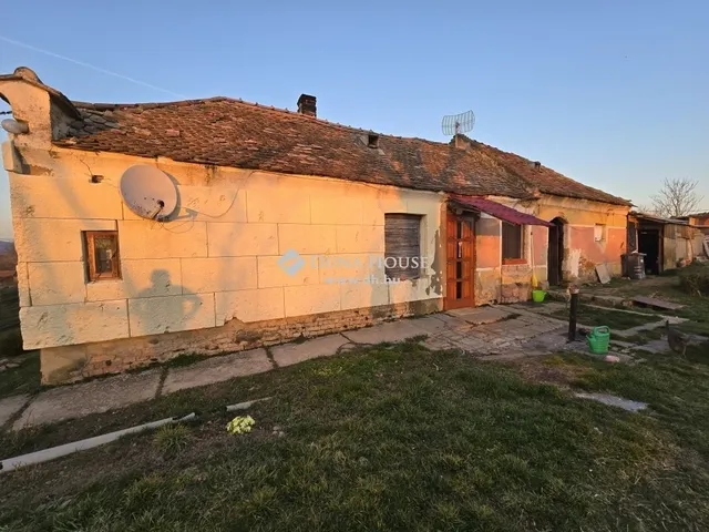 Eladó ház Zók 37 nm