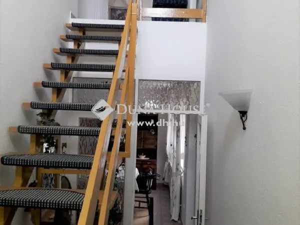 Eladó ház Somogysárd 214 nm