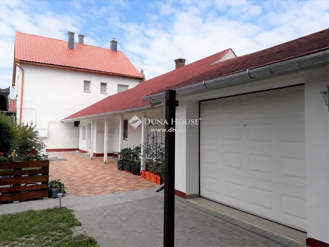 Eladó ház Somogysárd 214 nm