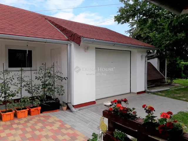 Eladó ház Somogysárd 214 nm