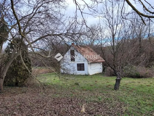 Eladó telek Kozármisleny 1703 nm
