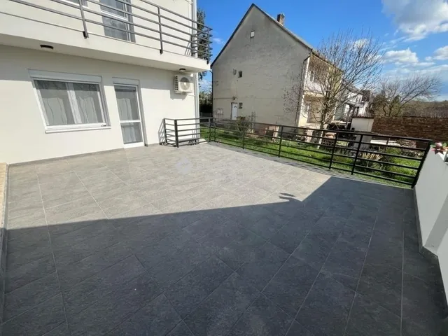 Eladó ház Kozármisleny 165 nm