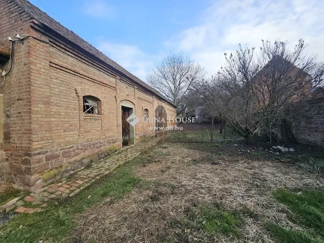 Eladó ház Aranyosgadány 100 nm