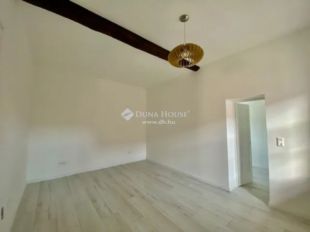Eladó ház Véménd 150 nm