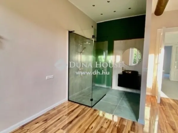 Eladó ház Véménd 150 nm