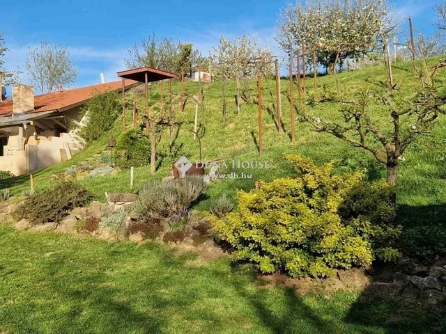 Eladó ház Egerág 178 nm