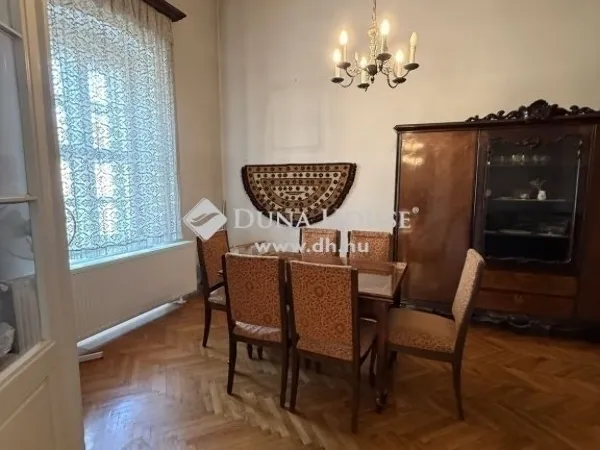 Eladó lakás Pécs 120 nm