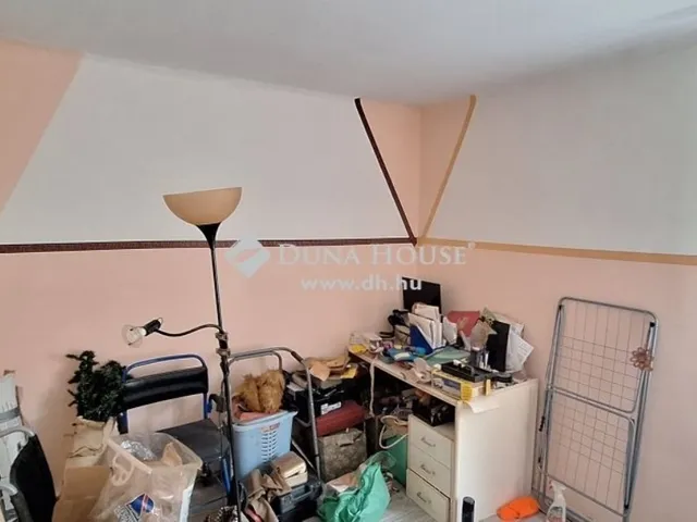 Eladó lakás Komló, Kökönyös 51 nm