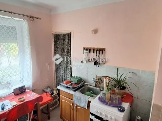 Eladó lakás Komló, Kökönyös 51 nm
