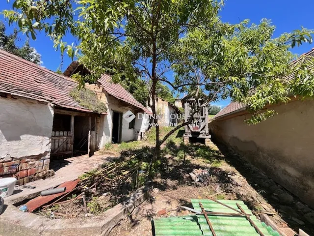 Eladó ház Geresdlak 150 nm