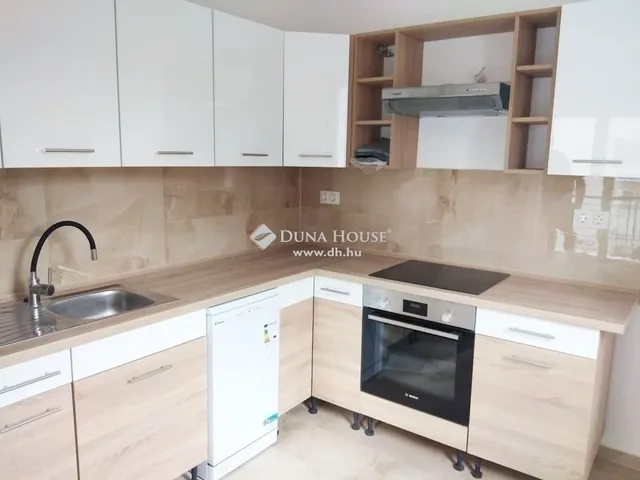 Eladó lakás Pécs 57 nm