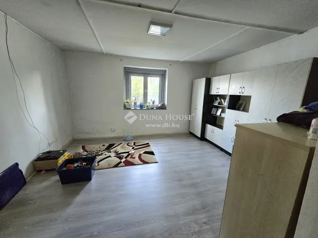 Eladó ház Királyegyháza 50 nm