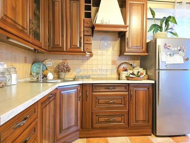 Eladó lakás Pécs 72 nm