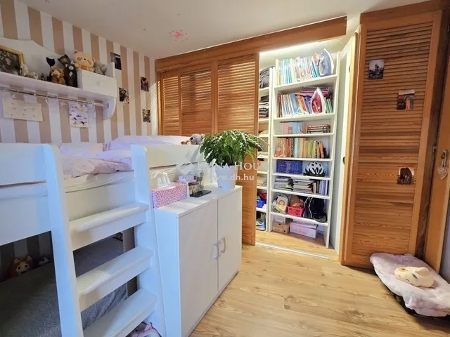 Eladó lakás Pécs 72 nm