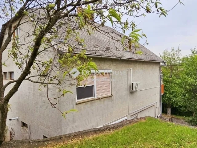 Eladó ház Dunaszekcső 128 nm