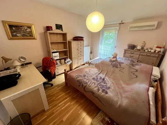 Eladó ház Pécs 248 nm