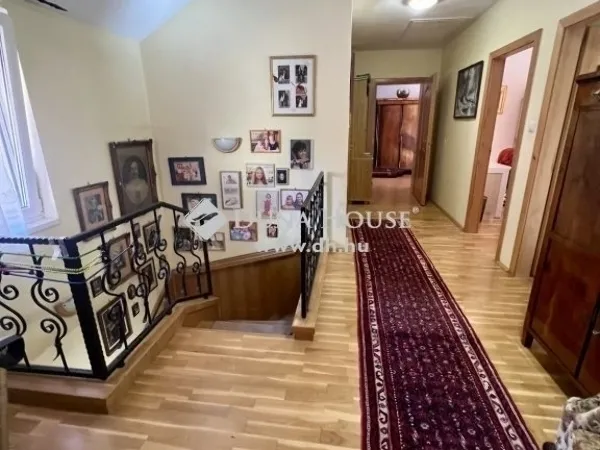 Eladó ház Pécs 248 nm