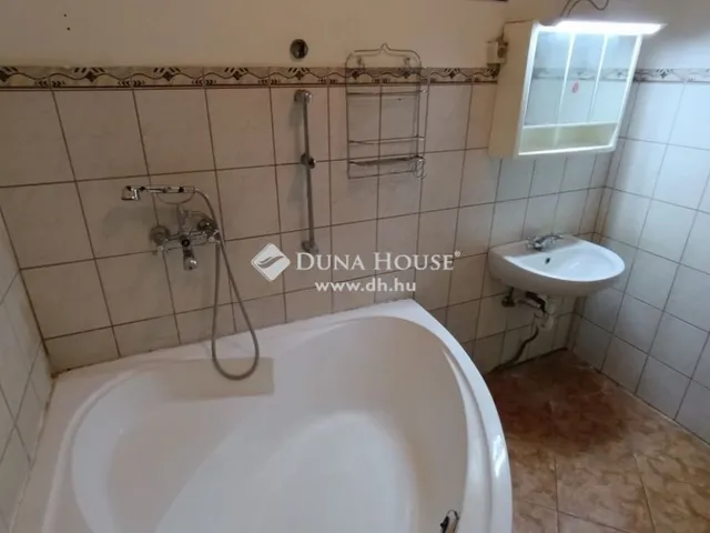 Eladó ház Sátorhely 71 nm