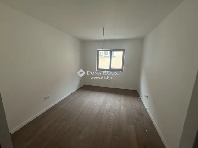 Eladó lakás Pécs 88 nm