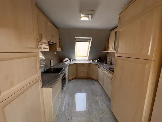 Eladó ház Pécs 282 nm