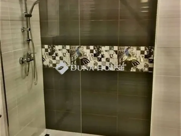 Eladó lakás Pécs 89 nm