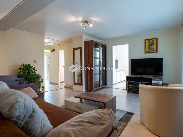 Eladó ház Pécs 386 nm