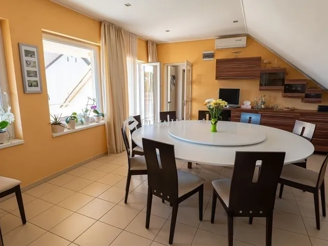 Eladó ház Pécs 386 nm