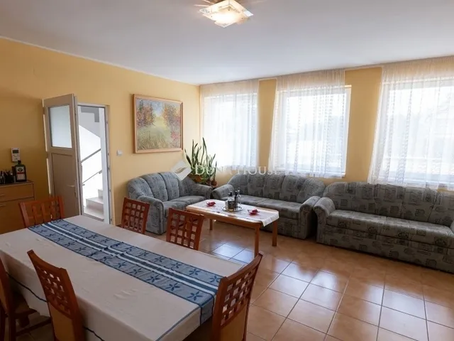 Eladó ház Pécs 386 nm