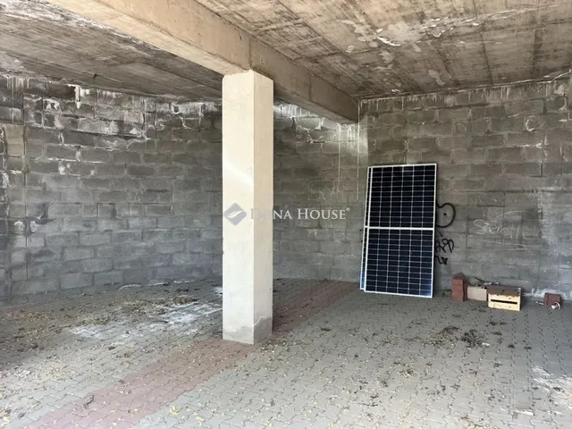 Eladó kereskedelmi és ipari ingatlan Bóly 615 nm