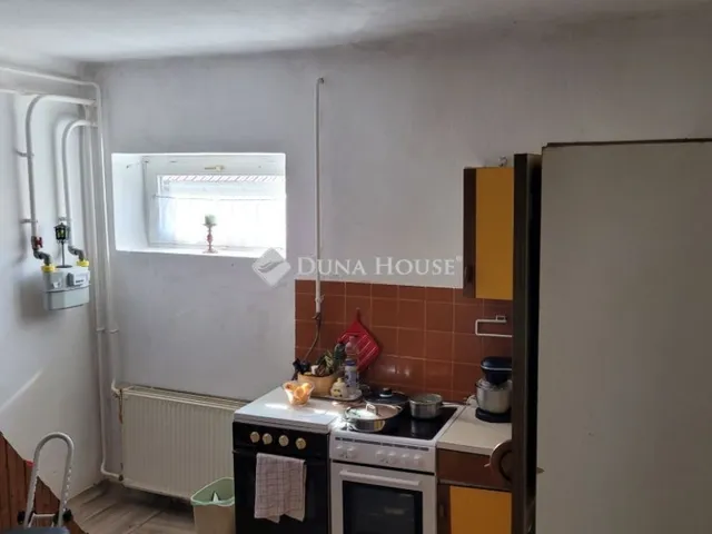 Eladó ház Pécs 210 nm