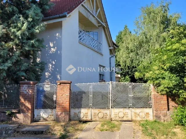 Eladó ház Pécs 210 nm