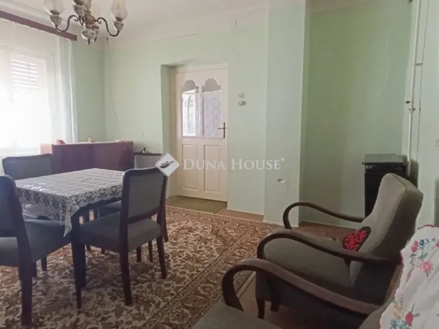 Eladó ház Bár 82 nm