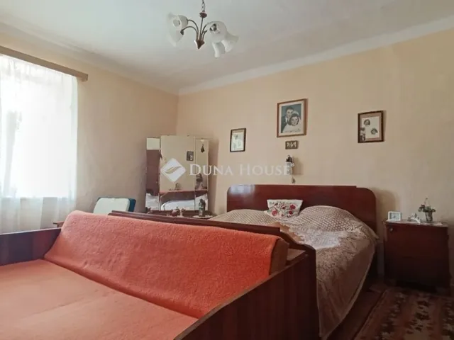 Eladó ház Bár 82 nm