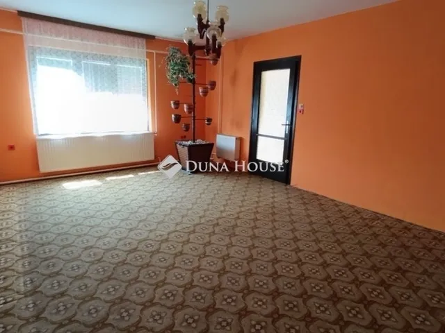 Eladó ház Bóly 181 nm