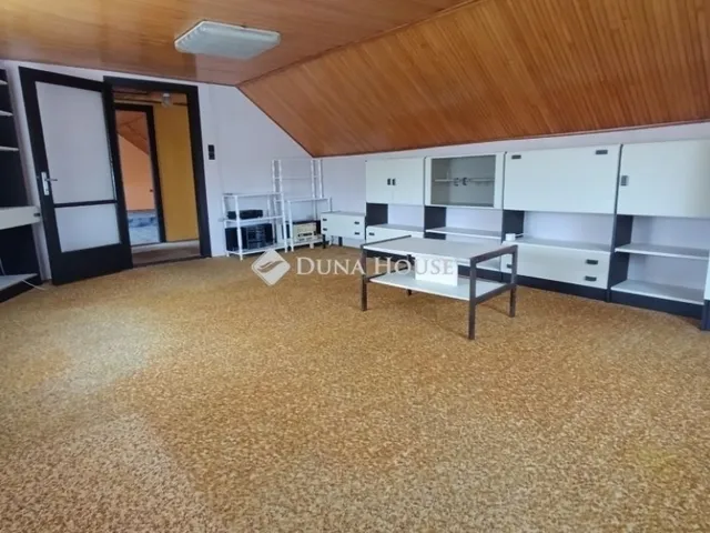 Eladó ház Bóly 181 nm